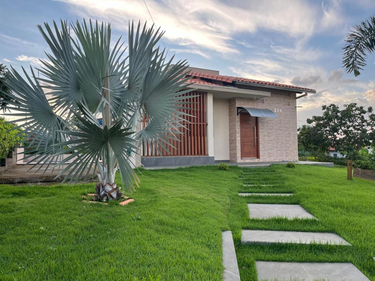 Casa Com Piscina Vista Para Lago, 03 Quartos Confortaveis Capitólio Exteriör bild